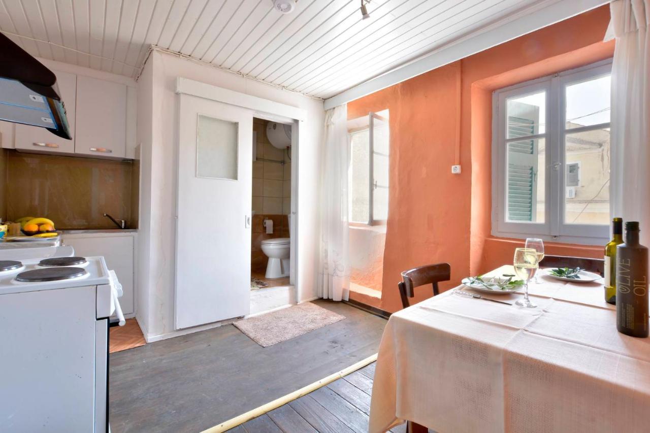 Corfu Town Central Apartment ภายนอก รูปภาพ